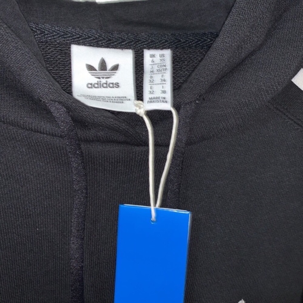 Adidas Original cropped hoodie - Picture 8 of 12